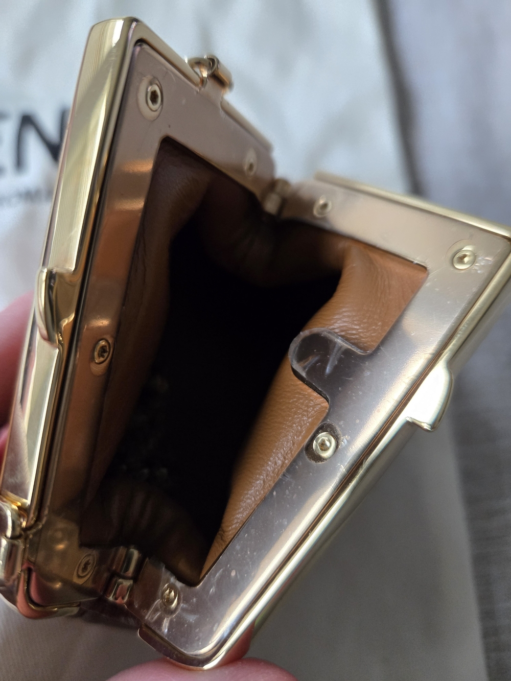 FENDI NANO WITH CHAIN - Picture 4 of 11